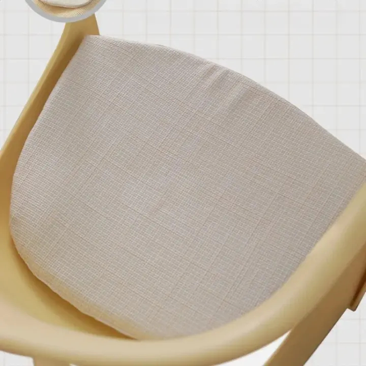 كرسي طعام بلاستيك بتصميم فاخر