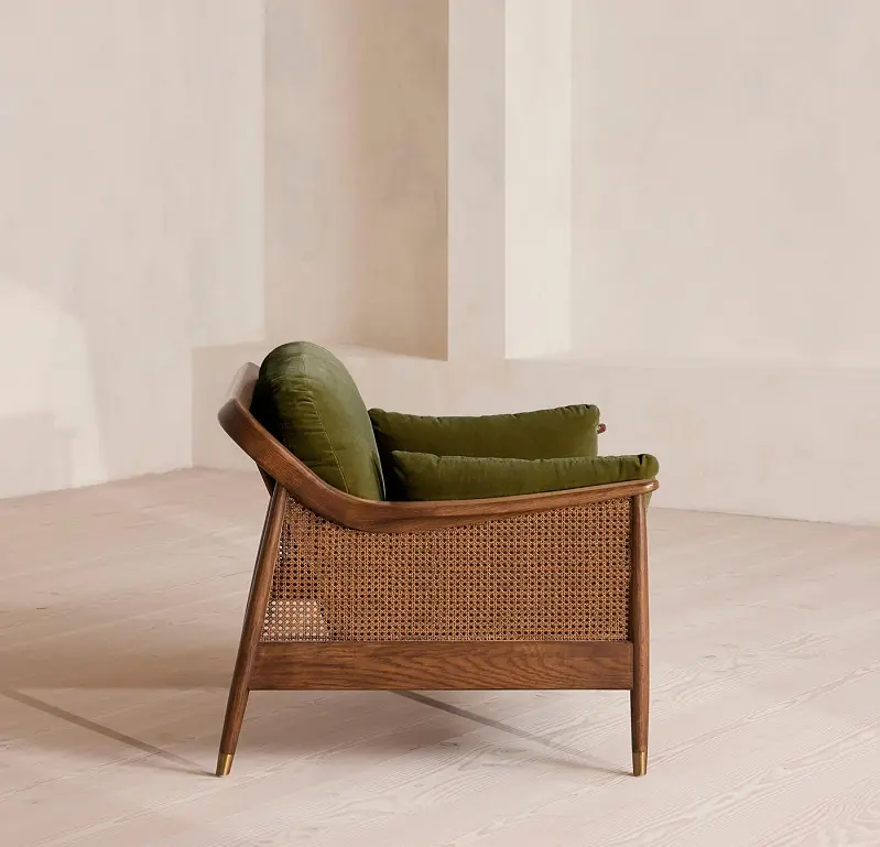 كنب علي الطراز الكلاسيكي