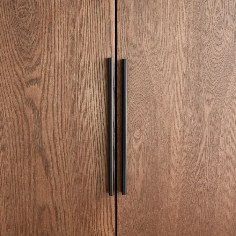 دولاب ملابس بتصميم بسيط من 5 ادراج