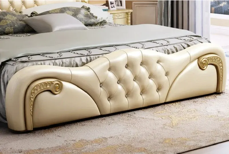 سرير مودرن بتصميم كلاسيكي فخم