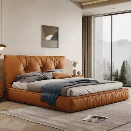 سرير نوم مزدوج من جلد بتصميم ايطالي