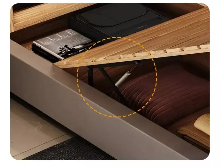 سرير غرفة نوم من تصميم فاخر