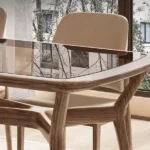 طاولة طعام زجاج