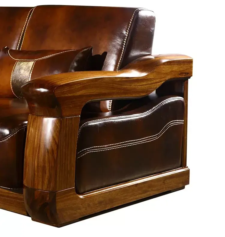 طقم كنب خشب بتصميم كلاسيكي