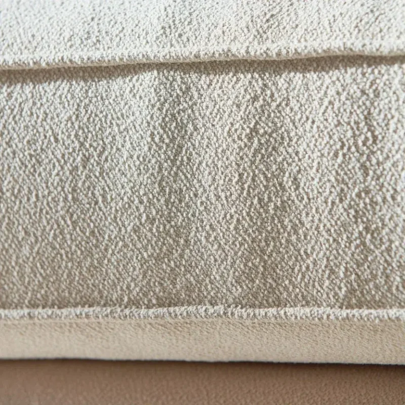 كنب كلاسيك من تصميم برايوني