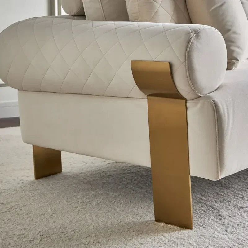 كنب مودرن ثلاثي من تصميم ميجيل