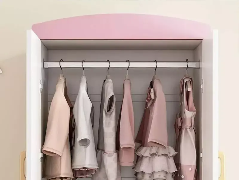 خزانة ملابس مخصصة لغرفة نوم الاطفال