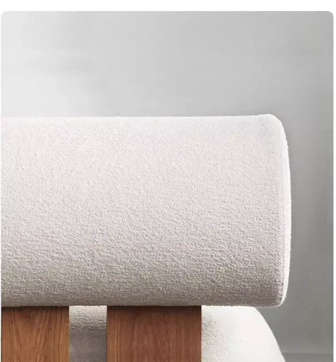 كرسي مفرد من خشب