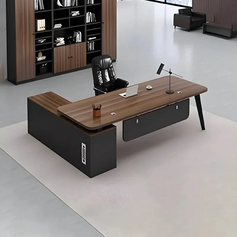 مكتب خشبي مع خزانة جانبية بأدراج مميزة