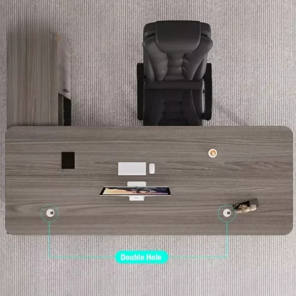 مكتب خشبي مع خزانة جانبية بأدراج مميزة