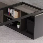 مكتب خشبي مع خزانة جانبية بأدراج مميزة