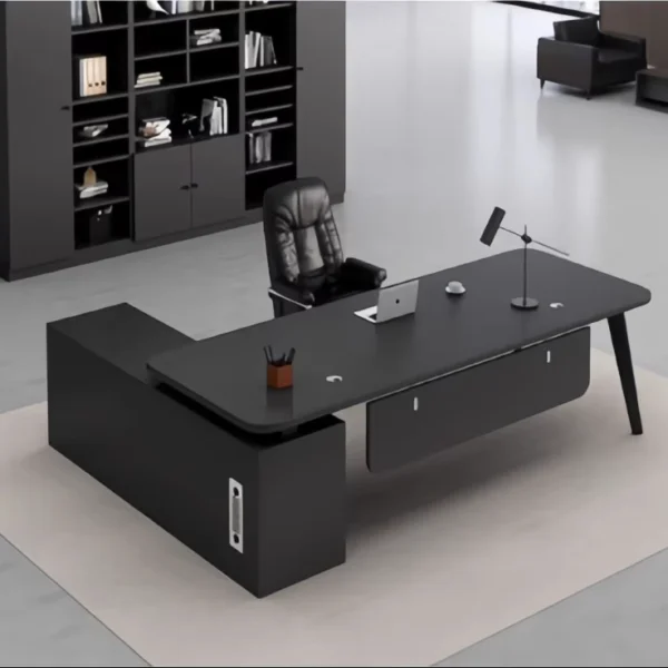 مكتب خشبي مع خزانة جانبية بأدراج مميزة