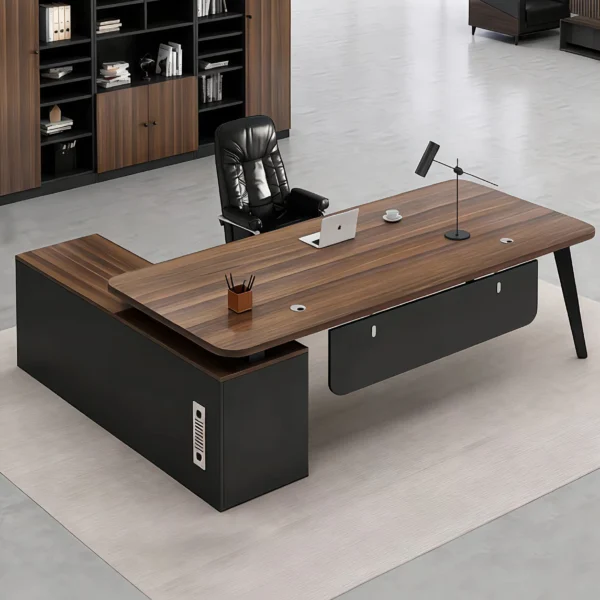 مكتب خشبي مع خزانة جانبية بأدراج مميزة