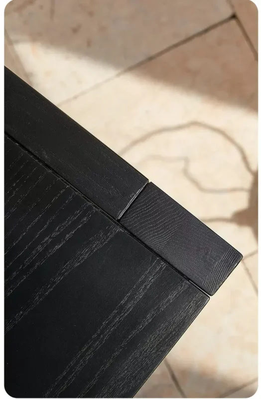 كرسي مفرد بتصميم اسكندافي