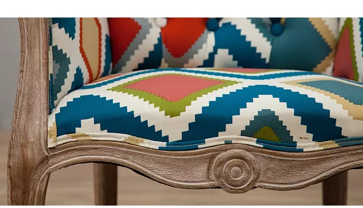 كرسي مفرد خشب كلاسيك لغرفة المعيشة