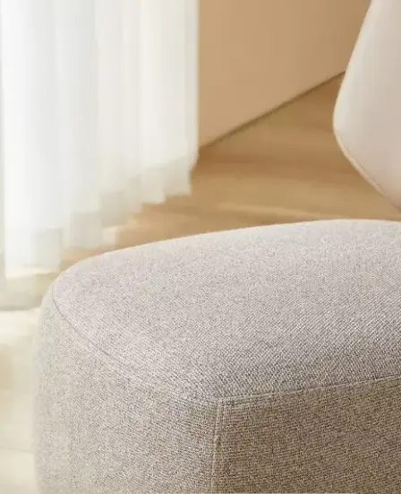 كرسي مفرد منخفض لاكثر راحة