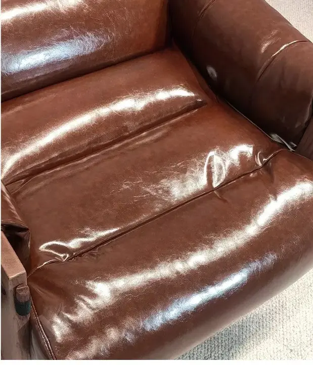 كرسي مفرد جلد من تصميم ايطالي