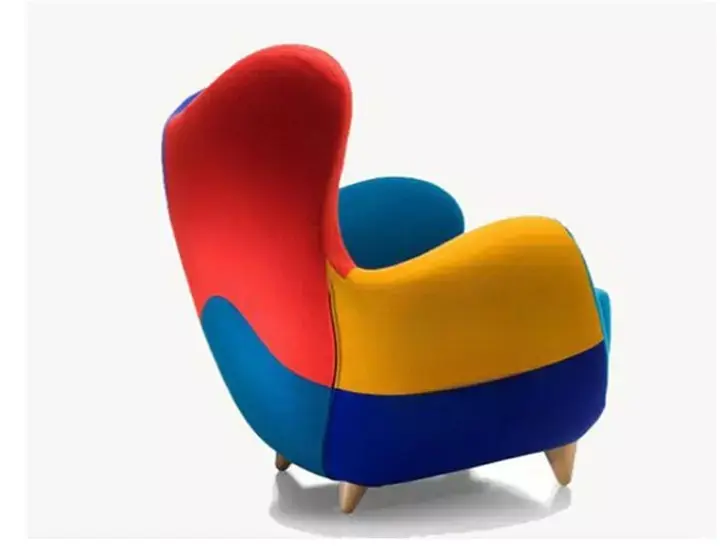 كرسي مودرن بذراعين من تصميم ايطالي