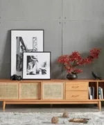 طاولة تلفاز خشب بتصميم عتيق