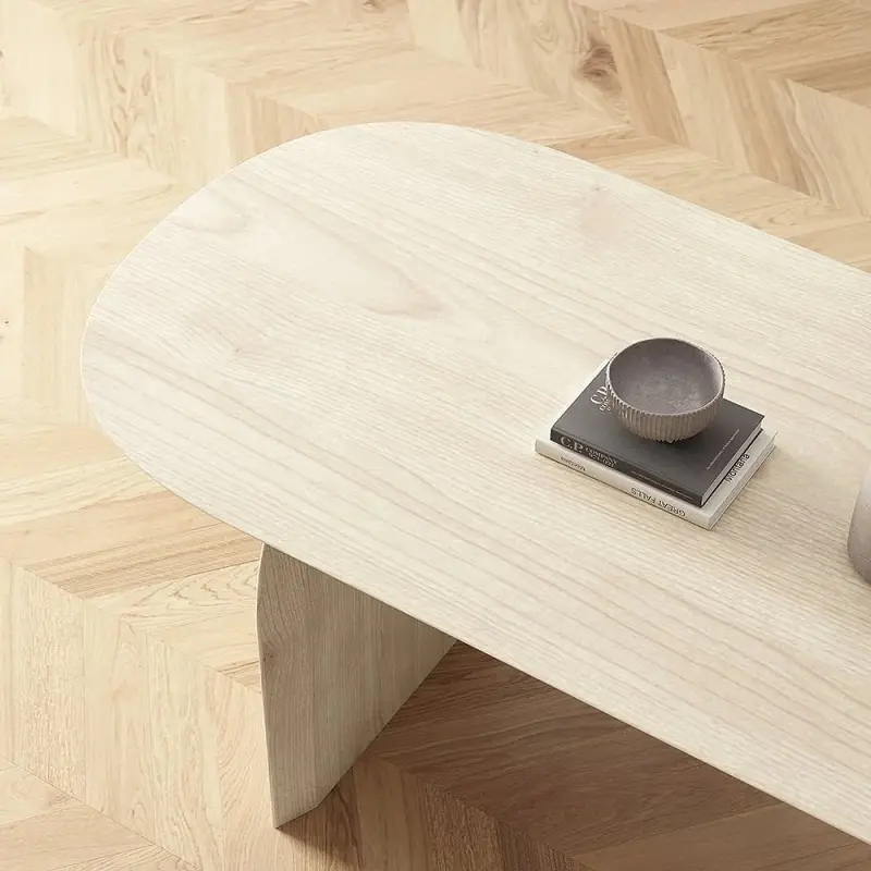 طاولة طعام خشب بتصميم اسكندافي