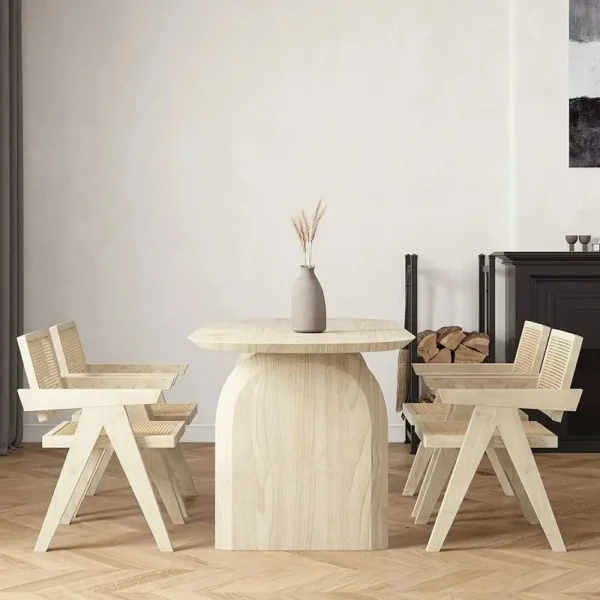 طاولة طعام خشب بتصميم اسكندافي