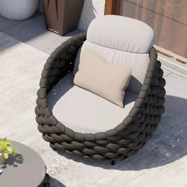 كرسي مفرد خارجي عصري بحبال منسوجة