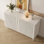 بوفيه جانبي عصري مع ابواب منقوشة