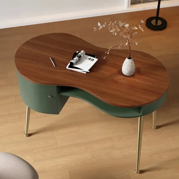 مكتب منحني بتصميم عصري