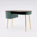 مكتب منحني بتصميم عصري