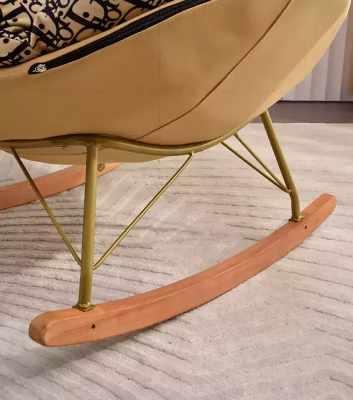 كرسي استرخاء هزاز مميز