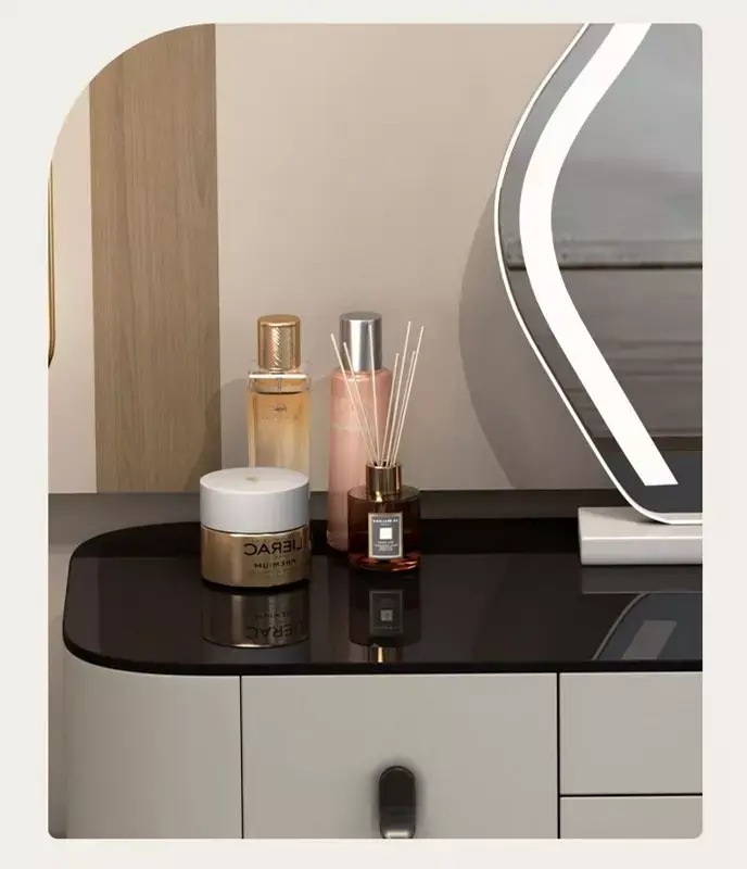 تسريحة نوم بتصميم ذكي متعدد المزايا