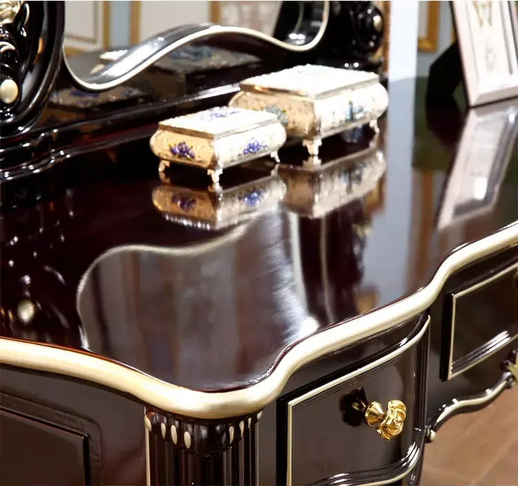 تسريحة غرفة نوم كلاسيك