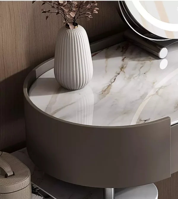 تسريحة غرفة نوم بتصميم انيق