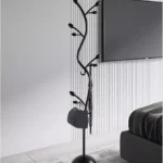 علاقة ملابس لغرفة النوم