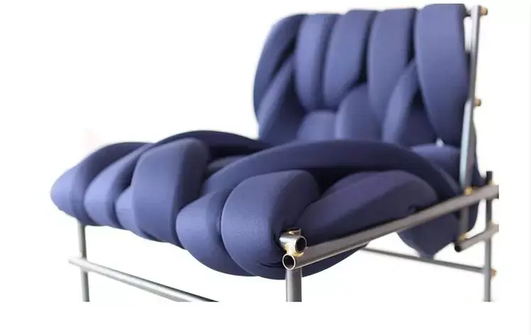 كرسي معدن مودرن