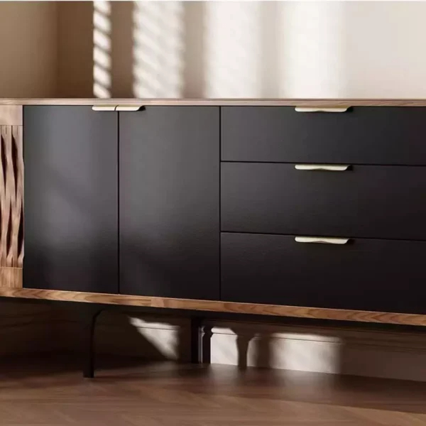 بوفيه كلاسيكي التصميم بلمسة حديثة