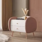 طاولة جانبية للسرير بتصميم راقي مميز