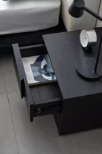 ⁦طاولة جانبية للسرير خشبية بسيطة⁩ - الصورة ⁦8⁩