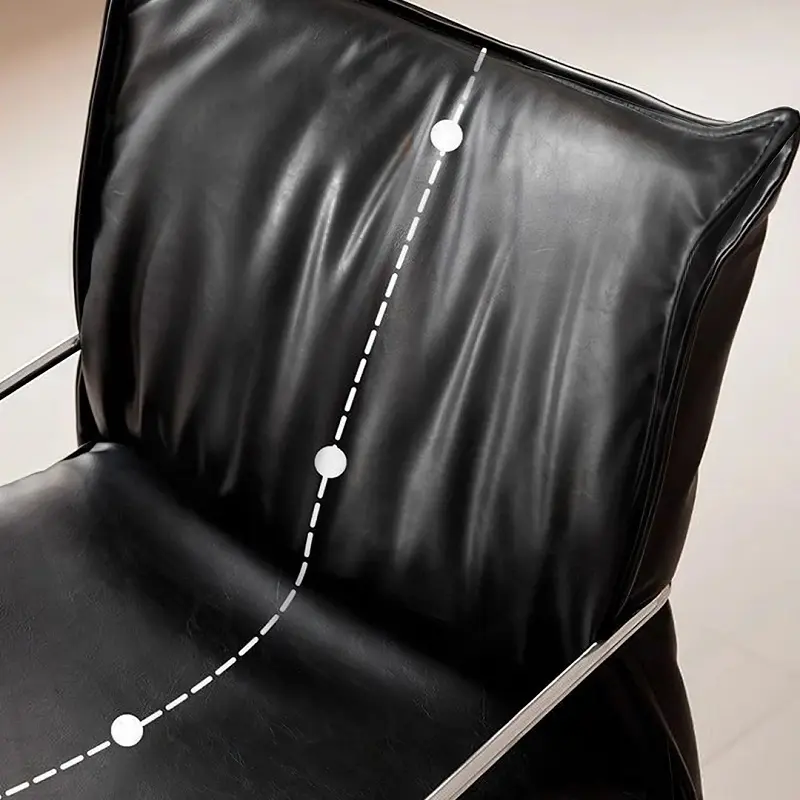 كرسي مفرد بسيط بخامات فاخرة و متينة