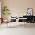 كرسي مفرد بسيط بخامات فاخرة و متينة