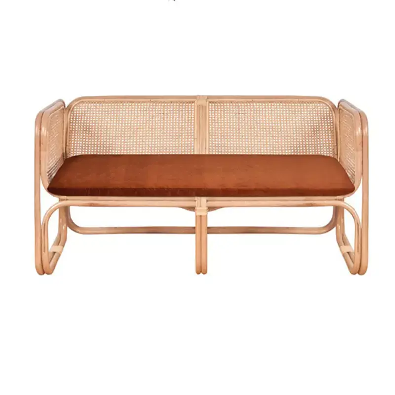 كنب الروتان الكلاسيكي لأي غرفة بالمنزل