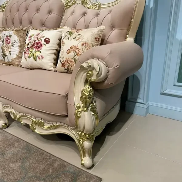 كنب صالة بتصميم ملكي عتيق