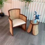 كرسي قهوة مع طاولة جانبية كلاسيكية