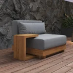 جلسات خارجية مع طاولة قهوة