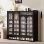 خزانة أحذية بمساحة تخزين واسعة