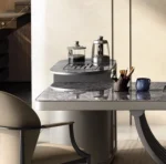 طاولة طعام فاخرة بتصميم ذكي