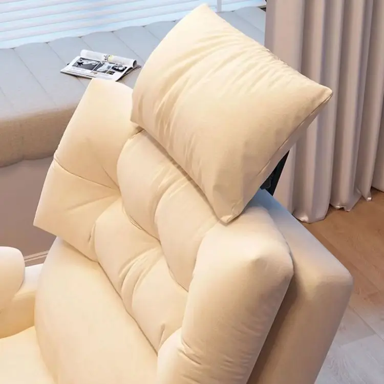 كرسي استرخاء مع مسند للقدم لاكثر راحة