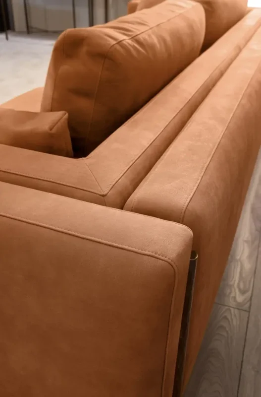 كنب فاخر مودرن لغرفة المعيشة