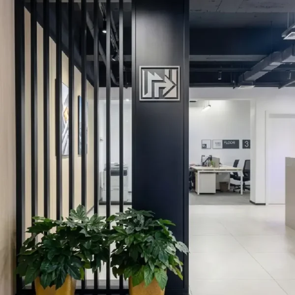 بارتيشن مودرن وبسيط لغرفة المعيشة