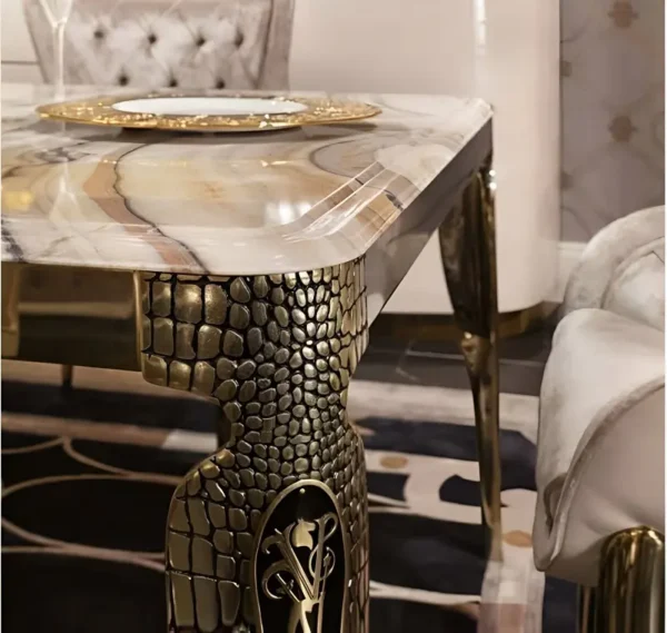 طاولة طعام من الطراز الايطالي الفاخر